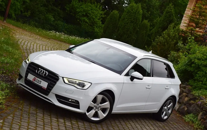 Audi A3 cena 57700 przebieg: 175000, rok produkcji 2013 z Limanowa małe 631